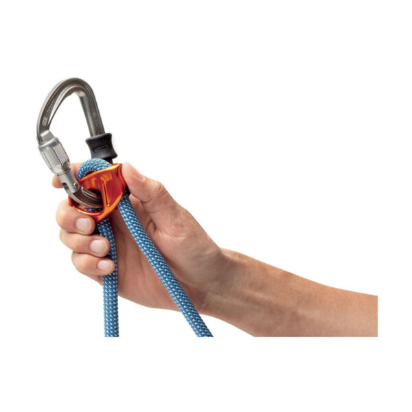 PETZL Connect Adjust Standplatzschlinge in Gebrauch
